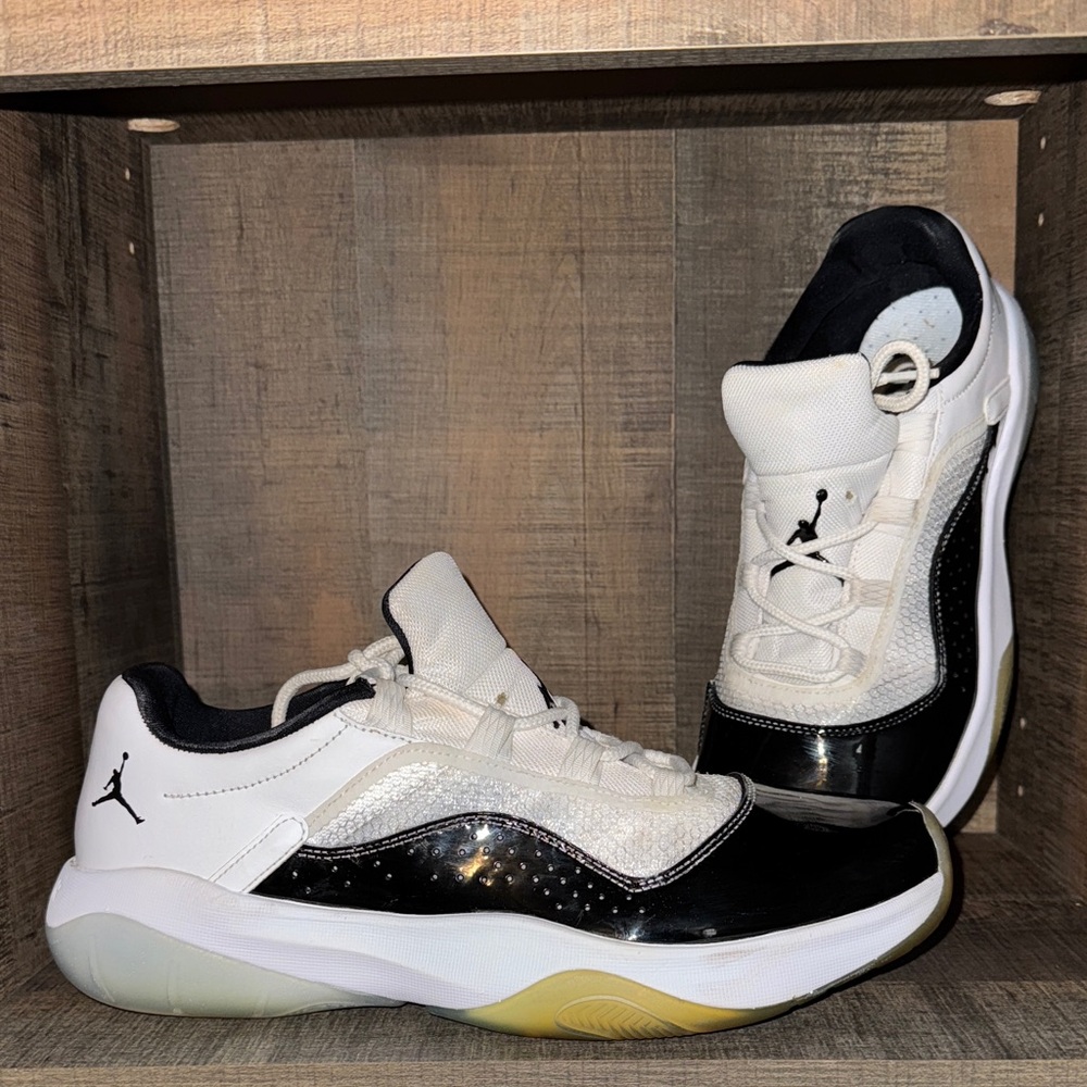 AIR Jordan CONCORD Sneakers-size 10.5